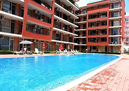 Недорогая и уютная студия в центре Солнечного Берега. Foto 1