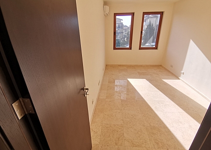 Новый трехкомнатный апартамент на первой линии Святого Власа. Foto 19