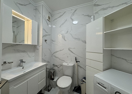 Luksusowy apartament z widokiem na morze w pierwszej linii. Zdjęcie 19