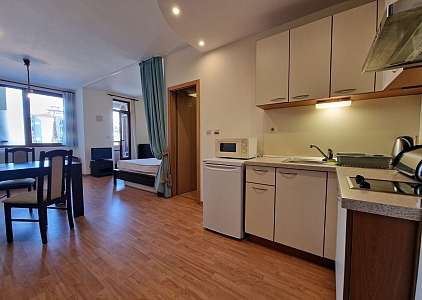 Geräumiges Studio in erster Linie. Foto 6