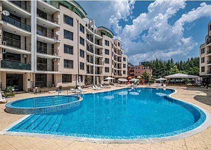 Двухкомнатная квартира в 400 метрах от моря. Фото 1