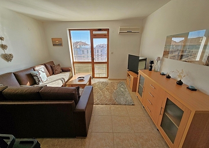 Vynikající apartmán s výhledem na moře a parkováním v centru Sveti Vlas. Foto 7
