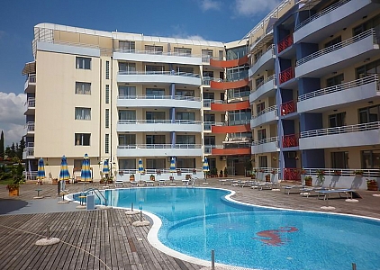 Three-room apartment in the center of Sunny Beach. Photo 1 Three-room apartment in the center of Sunny Beach. Photo 1
