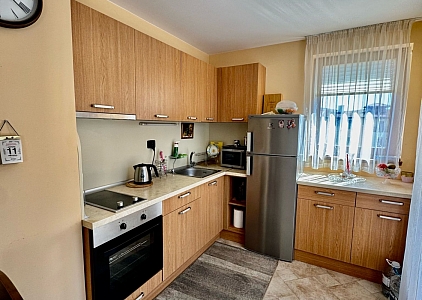 Geräumige Wohnung in einem Luxuskomplex in erster Linie. Foto 12