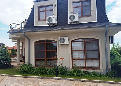 Трехкомнатная квартира около Солнечного Берега. Photo 8