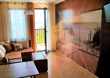 Spacious four-room apartment in the Dolphin complex!. Photo 2