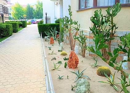 Huge 3 bedroom apartment with stunning sea views. Photo 17