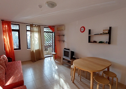 Хороша двокімнатна квартира поряд із морем. Фото 2 Хороша двокімнатна квартира поряд із морем. Фото 2