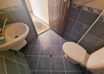 Günstige 3-Zimmer-Wohnung. Foto 8