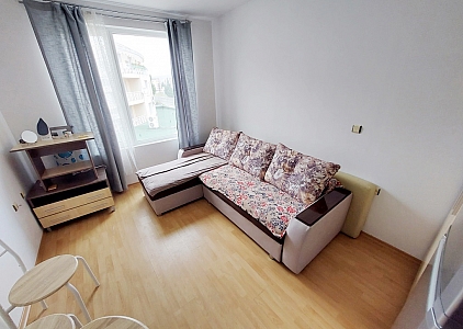 Inexpensive apartment on the sunny beach. Photo 4