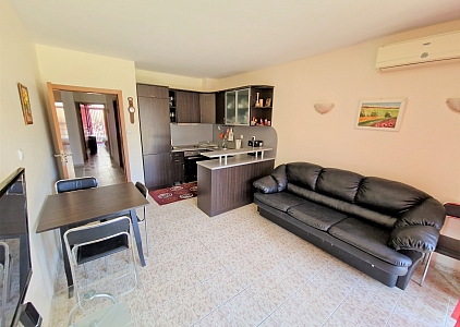 Квартира с 2 спальнями с двориком. Фото 2