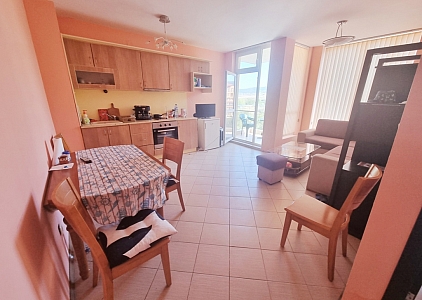 Zweizimmerwohnung im Chaika-Viertel. Foto 4