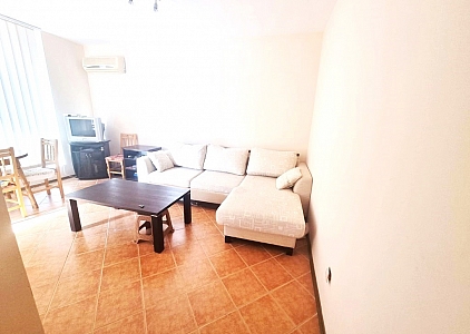 Zweizimmerwohnung in fußläufiger Entfernung zum Meer zu einem guten Preis. Foto 11