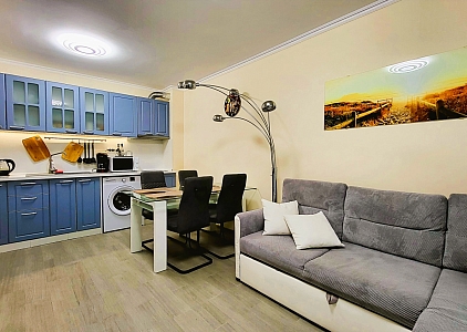 Отличная двухкомнатная квартира на первой линии с собственным паркоместом. Foto 2