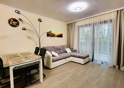 Отличная двухкомнатная квартира на первой линии с собственным паркоместом. Foto 15