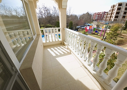 Beautiful apartment overlooking the pool 150 meters from the sea. Photo 11