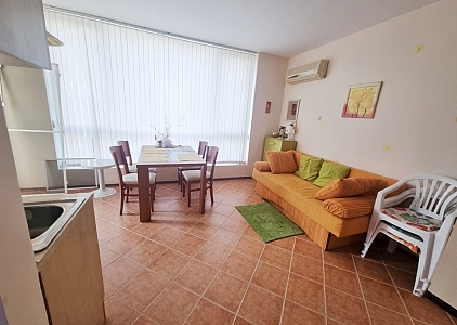 Zweizimmerwohnung in einer Familienanlage. Foto 1