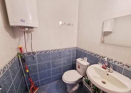 Zweizimmerwohnung in einer Familienanlage. Foto 16