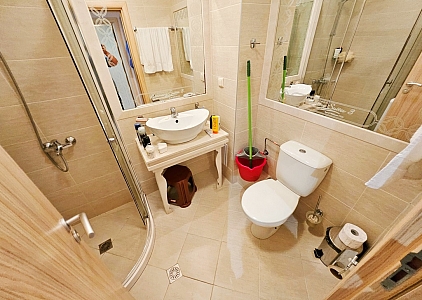 Two bedroom apartment in a luxury complex 700 meters from the sea. Photo 13