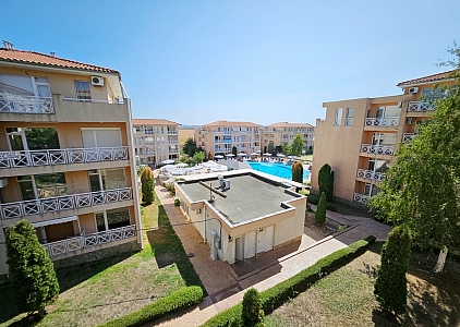 Jednoložnicový apartmán s výhledem na bazén ve velkém rodinném komplexu. Foto 16 Jednoložnicový apartmán s výhledem na bazén ve velkém rodinném komplexu. Foto 16