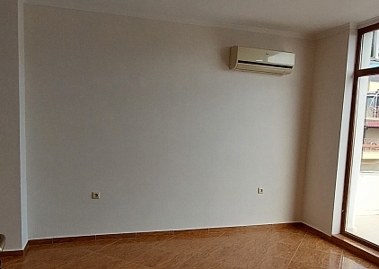 Просторная трехкомнатная квартира с панорамной террасой в 200 метрах от моря. Фото 9 Просторная трехкомнатная квартира с панорамной террасой в 200 метрах от моря. Фото 9