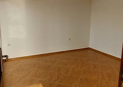 Просторная трехкомнатная квартира с панорамной террасой в 200 метрах от моря. Фото 6 Просторная трехкомнатная квартира с панорамной террасой в 200 метрах от моря. Фото 6