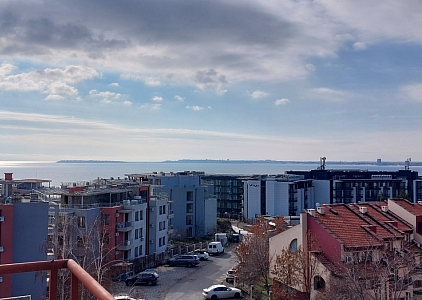 Просторная трехкомнатная квартира с панорамной террасой в 200 метрах от моря. Фото 13 Просторная трехкомнатная квартира с панорамной террасой в 200 метрах от моря. Фото 13