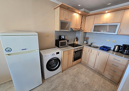 Beautiful apartment with a courtyard on the first coastline. Photo 18