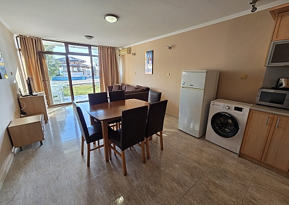 Beautiful apartment with a courtyard on the first coastline. Photo 17