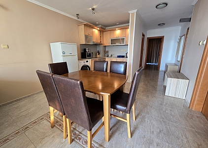 Beautiful apartment with a courtyard on the first coastline. Photo 4