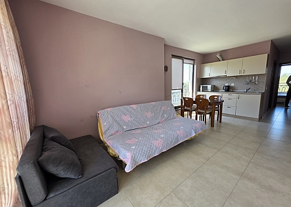 Spacious apartment in a new complex with low maintenance fee. Photo 4 Spacious apartment in a new complex with low maintenance fee. Photo 4