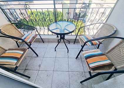 Трехкомнатная квартира с видом на бассейн в отличном комплексе . Фото 12