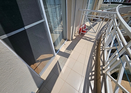 Przestronny apartament z widokiem na basen. Zdjęcie 9 Przestronny apartament z widokiem na basen. Zdjęcie 9