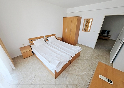 Large three-room apartment with a view of the pool within walking distance to the sea. Photo 5 Large three-room apartment with a view of the pool within walking distance to the sea. Photo 5