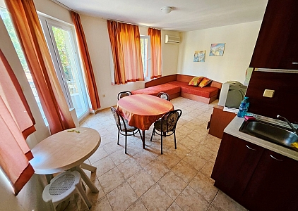 Квартира з видом на басейн у хорошому комплексі. Фото 11 Квартира з видом на басейн у хорошому комплексі. Фото 11