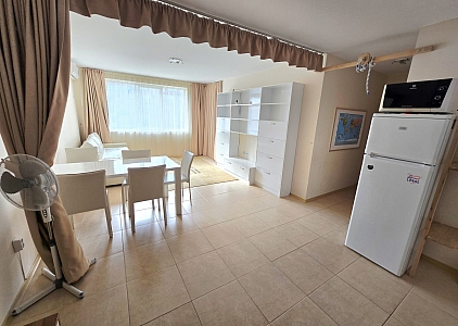 Apartment with a pool view, 100 meters from the sea. Photo 18