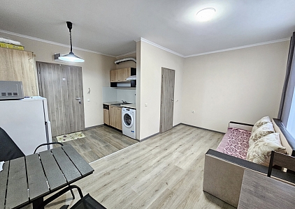 Затишна студія на Сонячному березі. Фото 1