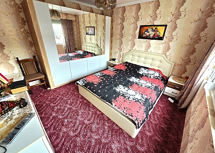 Eine funktionale Wohnung für ganzjähriges Wohnen in New Nessebar. Foto 3