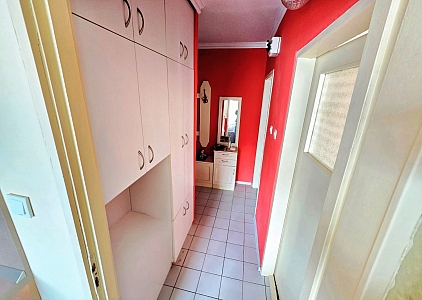 Eine funktionale Wohnung für ganzjähriges Wohnen in New Nessebar. Foto 8