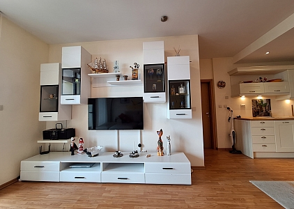 Wunderschönes Apartment mit Meerblick in einem luxuriösen Spa-Komplex in erster Strandreihe. Foto 10