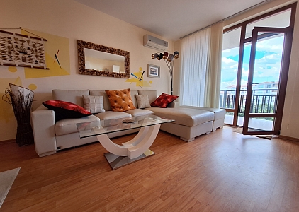 Wunderschönes Apartment mit Meerblick in einem luxuriösen Spa-Komplex in erster Strandreihe. Foto 13