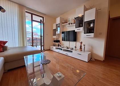 Wunderschönes Apartment mit Meerblick in einem luxuriösen Spa-Komplex in erster Strandreihe. Foto 14
