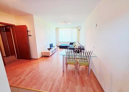 Großzügige Wohnung mit herrlicher Aussicht in einer exzellenten Anlage. Foto 10