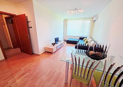 Großzügige Wohnung mit herrlicher Aussicht in einer exzellenten Anlage. Foto 2