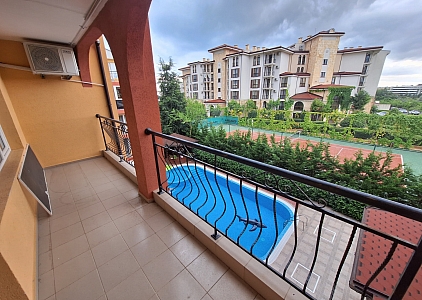 Excellent apartment in a good complex with a small maintenance fee. Photo 3