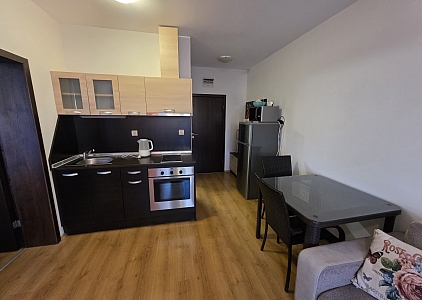 Geräumige Wohnung in einer guten Wohnanlage. Foto 8