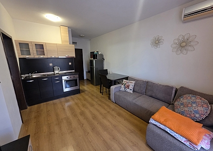 Geräumige Wohnung in einer guten Wohnanlage. Foto 7