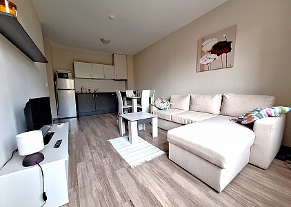 Excellent apartment in a beautiful complex. Photo 2