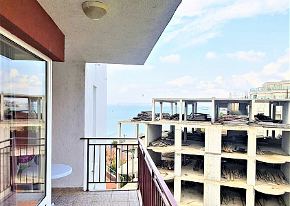 Ausgezeichnete Zweizimmerwohnung 50 Meter vom Meer entfernt. Foto 34 Ausgezeichnete Zweizimmerwohnung 50 Meter vom Meer entfernt. Foto 34