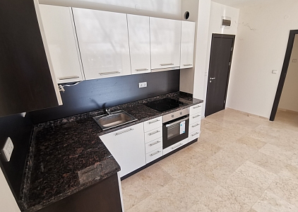 Новый трехкомнатный апартамент на первой линии Святого Власа. Foto 23